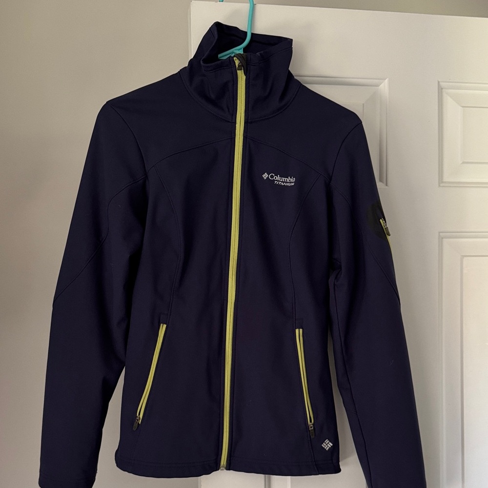 Columbia Women's Ski Jacket - Navy and Lime